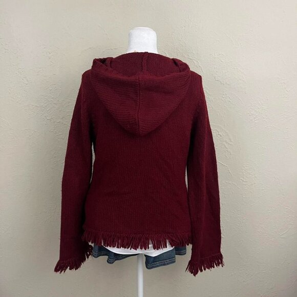Burgundy cable knit y2k cardigan with fringe detailing and double zipper closure - Picture 5 of 8